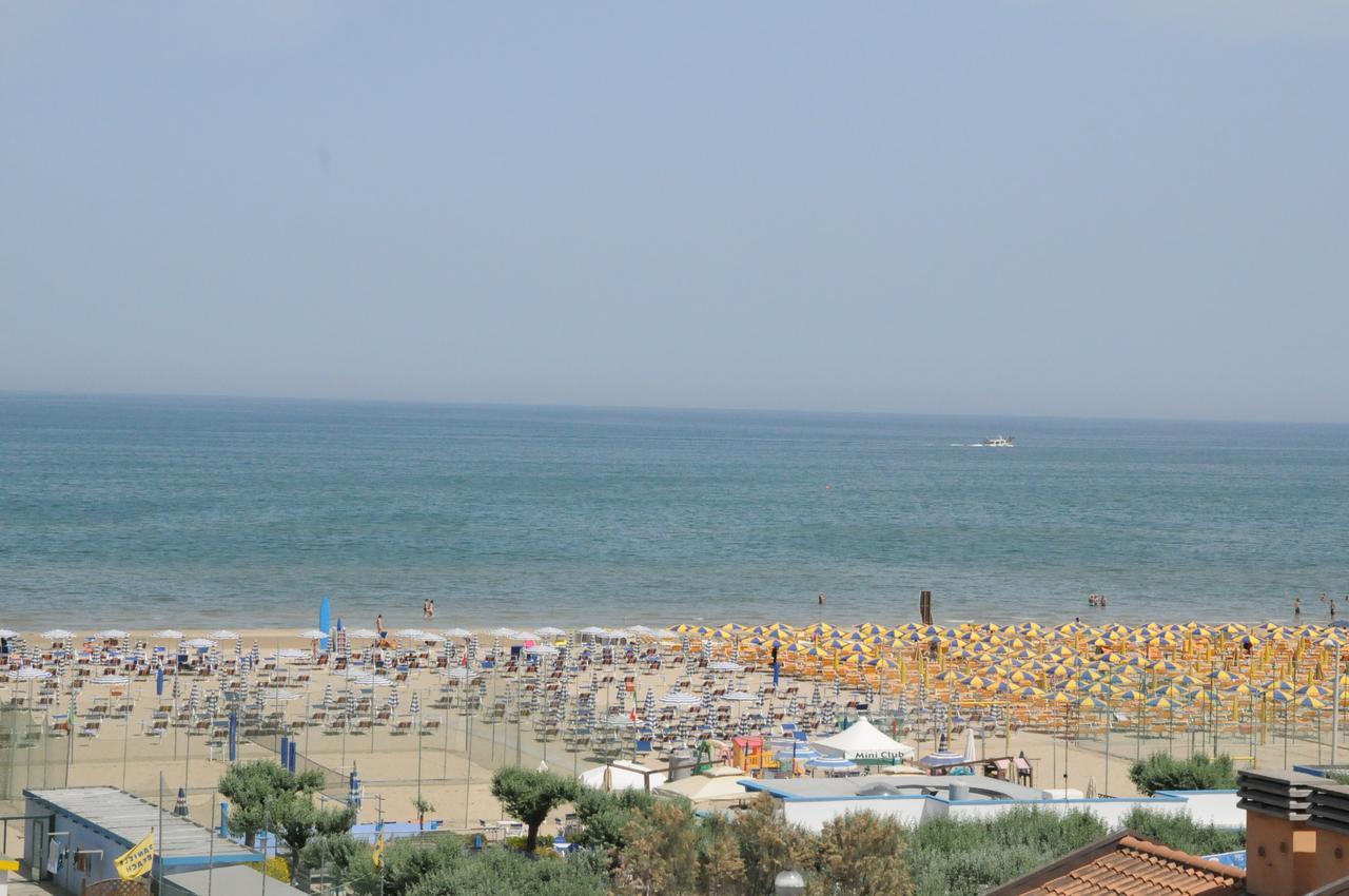 Hotel La Falena チェルヴィア エクステリア 写真